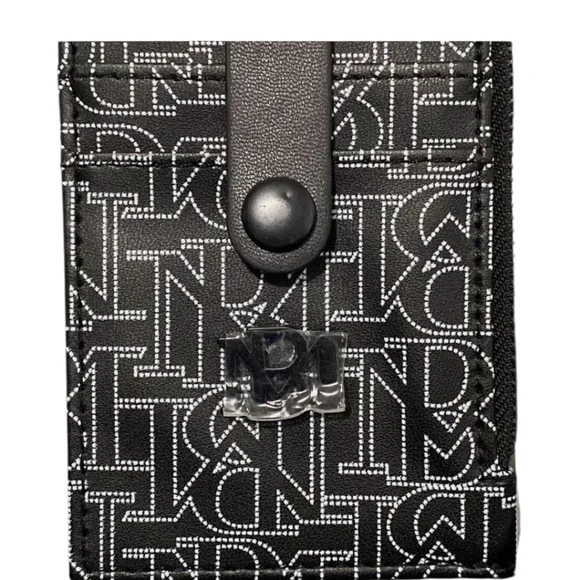 Badgley Mischka Black and White Wallet/Card Holder - Picture 2 of 6